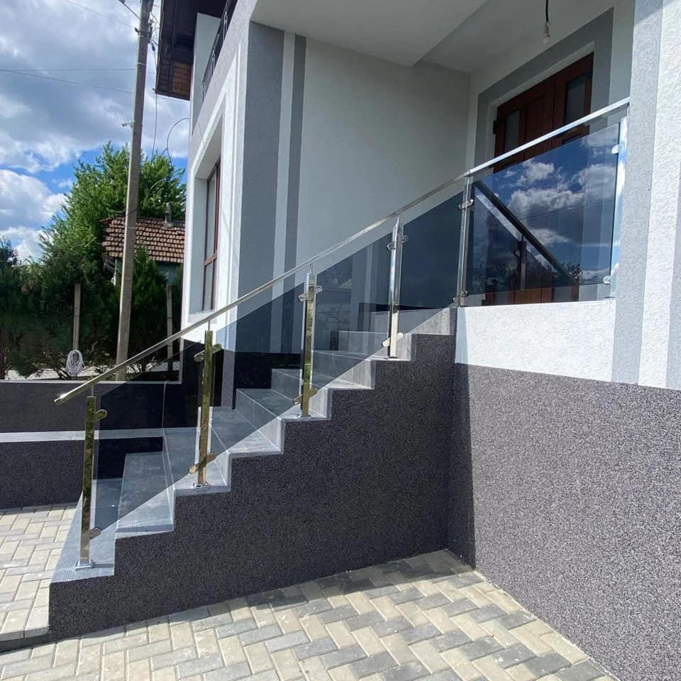 Balustradă din sticlă realizată